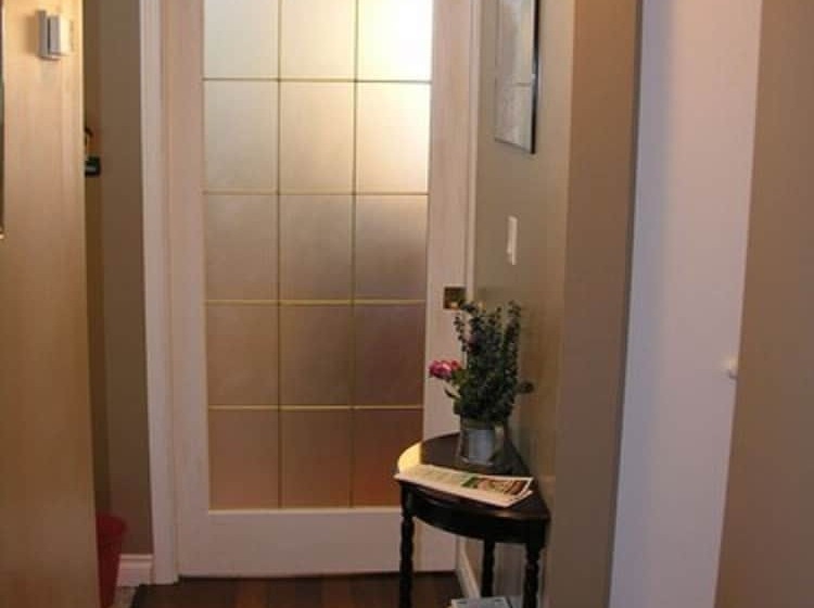 Отель The Grateful Bed B N B