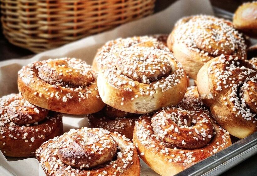 Отель Guesthouse Eleven