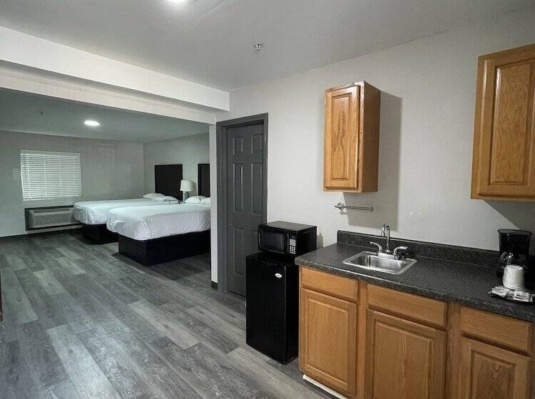 فندق High Falls Inn & Suites