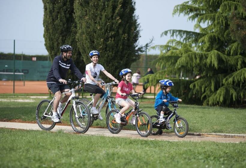 Отель Holiday Homes Sirena Classic