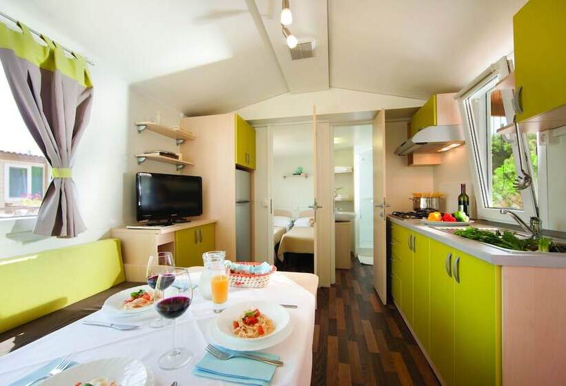 Отель Holiday Homes Sirena Classic