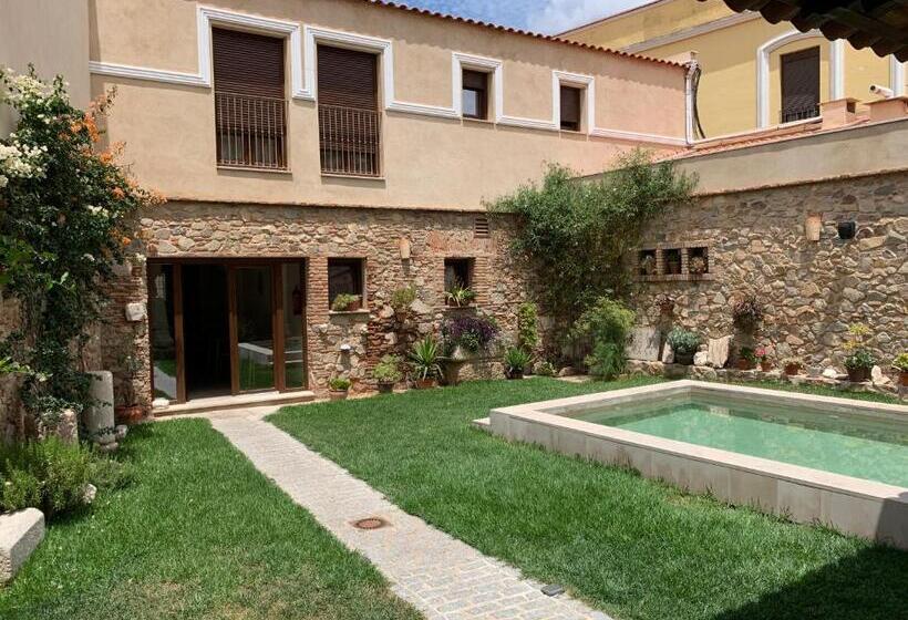 هتل Hostal Aquaforum