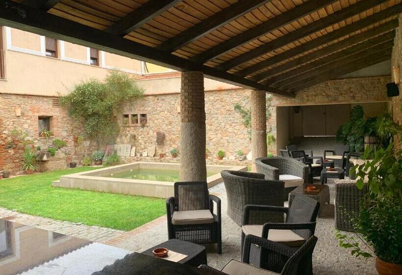 هتل Hostal Aquaforum