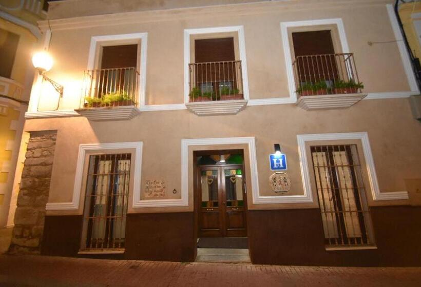 هتل Hostal Aquaforum