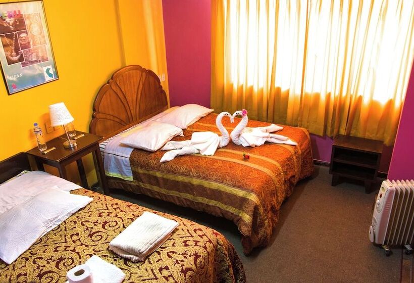 Отель Hostal Virgen De Las Nieves Ii