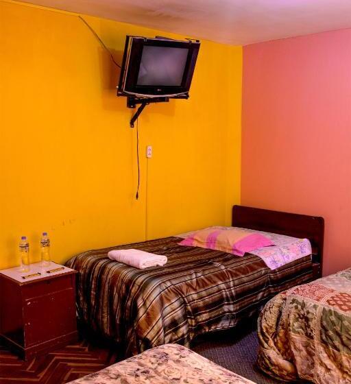 Отель Hostal Virgen De Las Nieves Ii