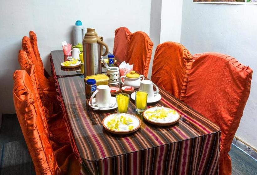 ホテル Hostal Virgen De Las Nieves