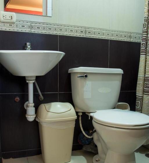 ホテル Hostal Virgen De Las Nieves