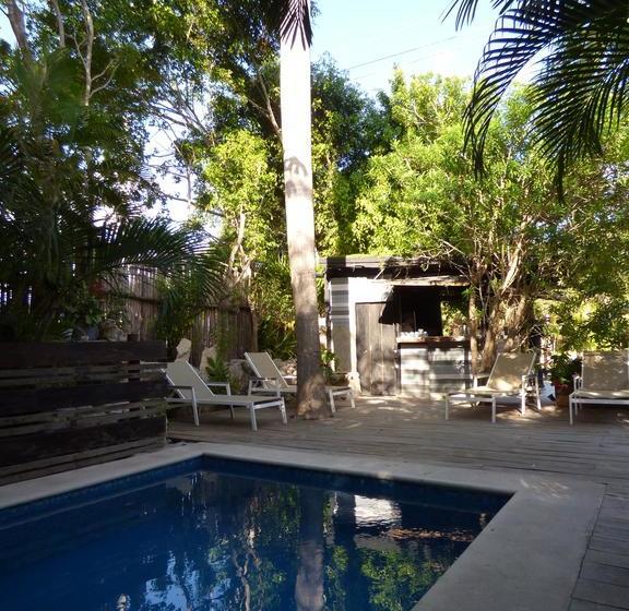 Hotel & Hostel El Punto