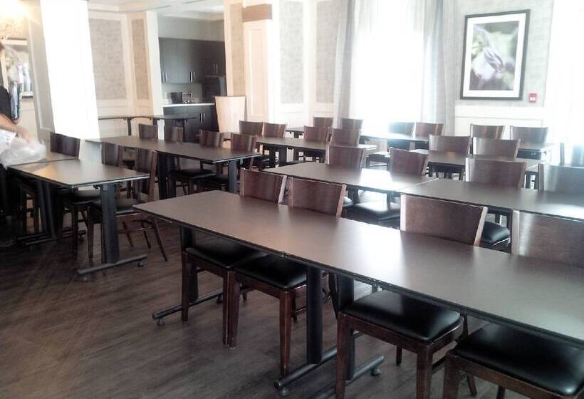 호텔 Hôtel Shediac