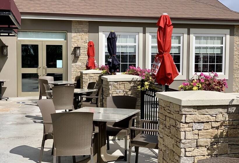 هتل Hôtel Shediac