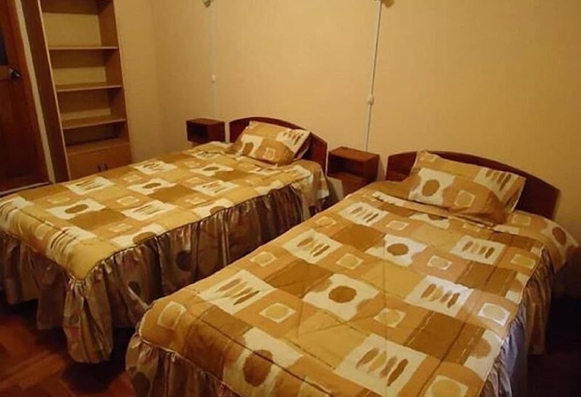 Отель Huchuy Wasi Hostel
