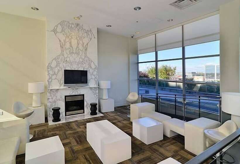 هتل Jj Furnished Apartments Downtown Toronto: King's Luxury Loft