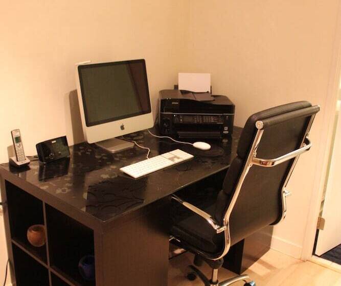 هتل Jj Furnished Apartments Downtown Toronto: King's Luxury Loft