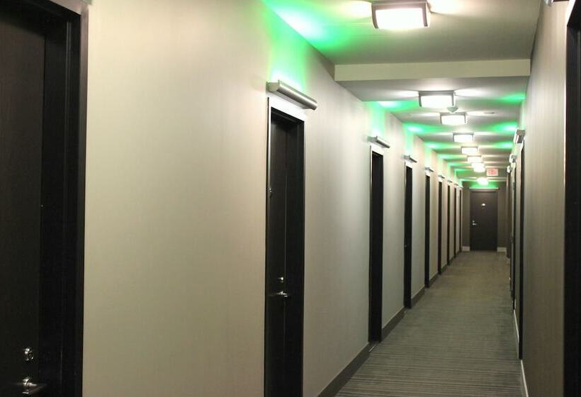 هتل Jj Furnished Apartments Downtown Toronto: King's Luxury Loft