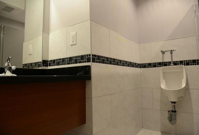 酒店 Kensington College Backpackers