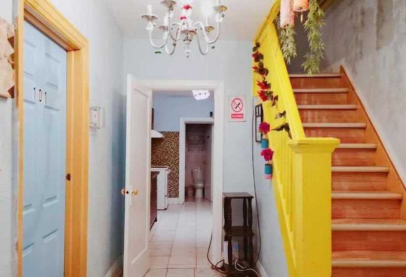 ホテル Kensington Market Hostel