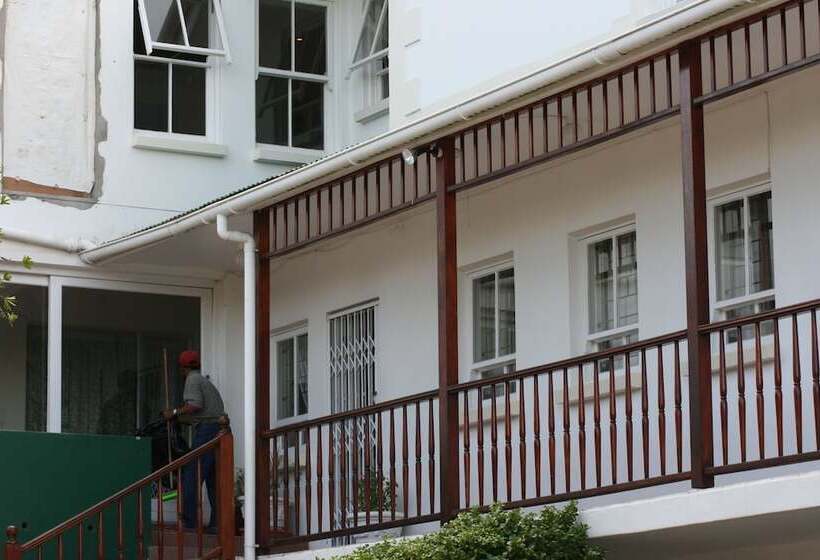 هتل Knysna Manor House