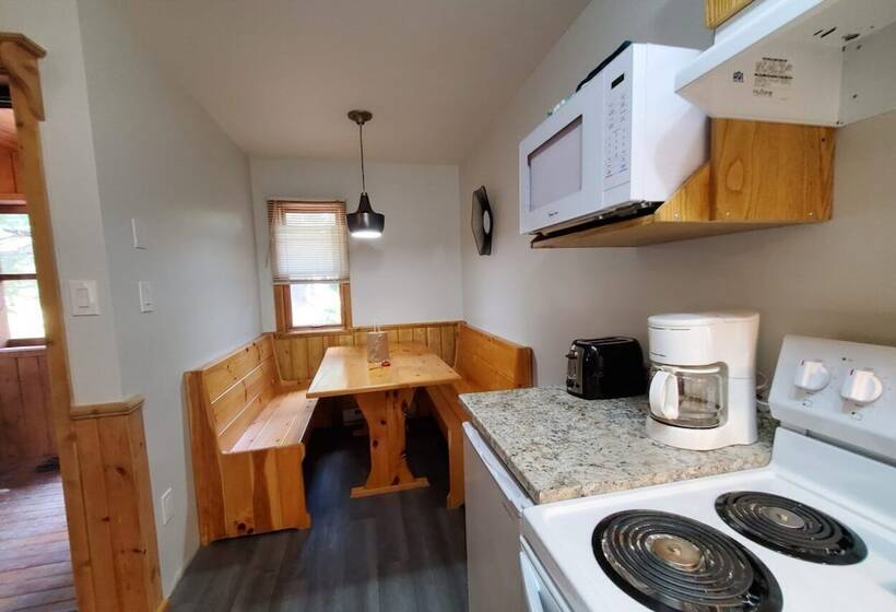 فندق Kouch Chalets