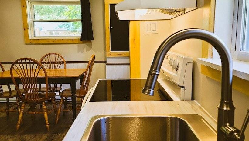 فندق Kouch Chalets