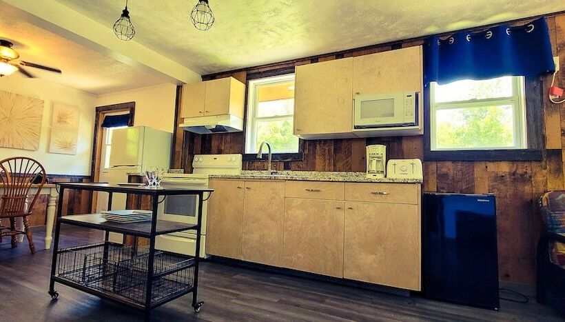 فندق Kouch Chalets