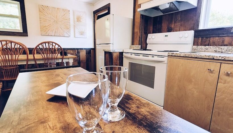 فندق Kouch Chalets