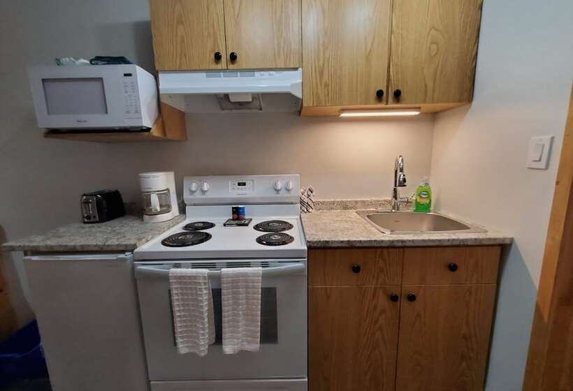 فندق Kouch Chalets