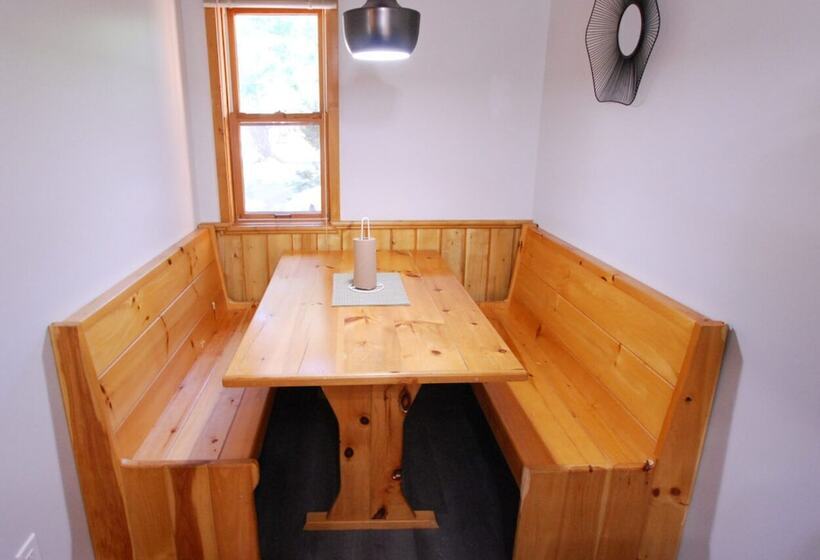 فندق Kouch Chalets