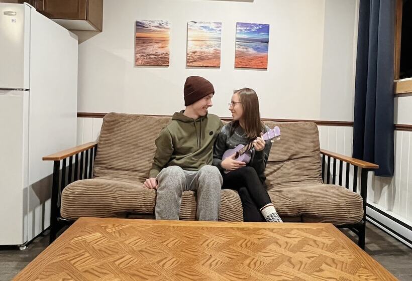 فندق Kouch Chalets