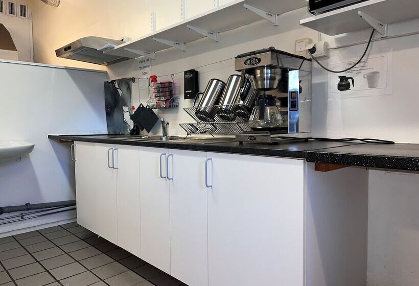 ホテル Krongården Vandrarhem