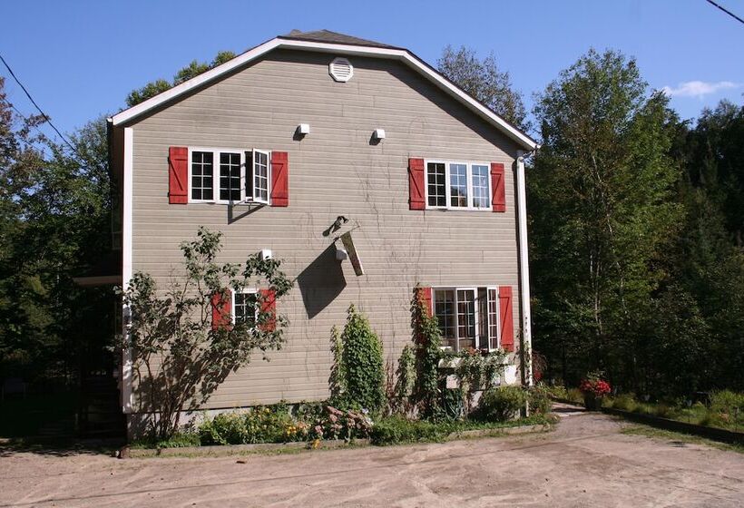 Отель La Chaumiere De L Anse