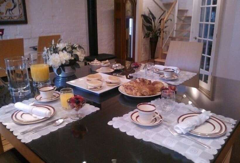 فندق île De Garde B&b