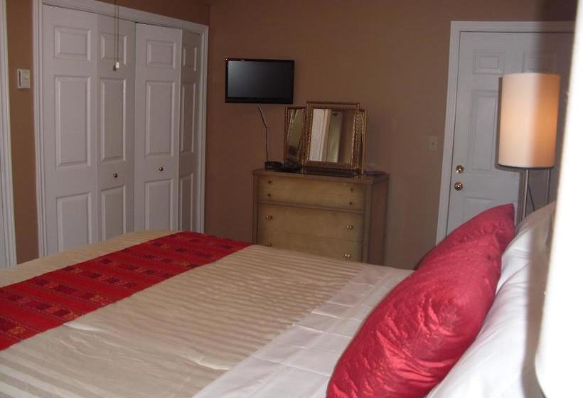 Отель Le Troubadour