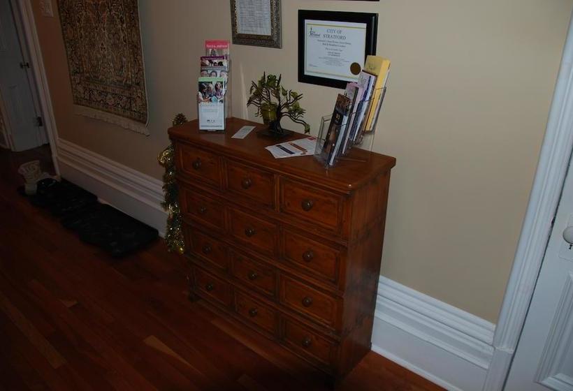 בית מלון כפרי Legacy House