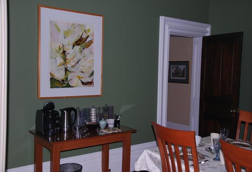 בית מלון כפרי Legacy House