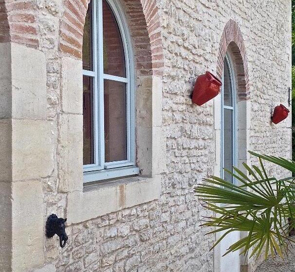 בית מלון כפרי Logis Hostellerie La Chaumiere