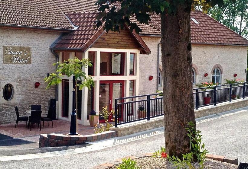 בית מלון כפרי Logis Hostellerie La Chaumiere