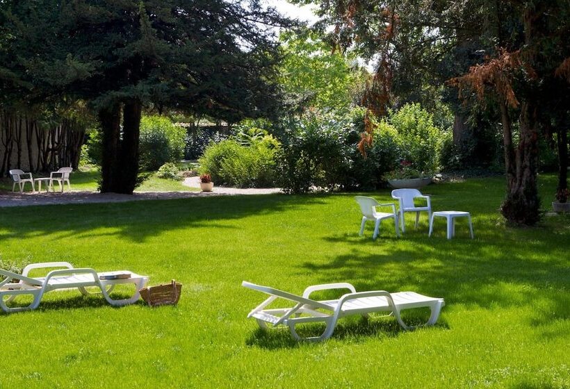 בית מלון כפרי Logis Hostellerie La Chaumiere