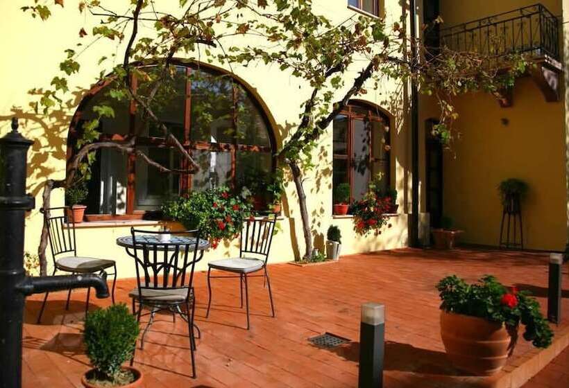 فندق Maksimilian Osijek