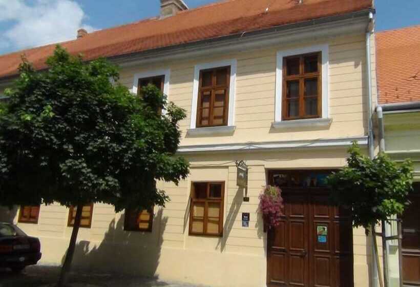 فندق Maksimilian Osijek