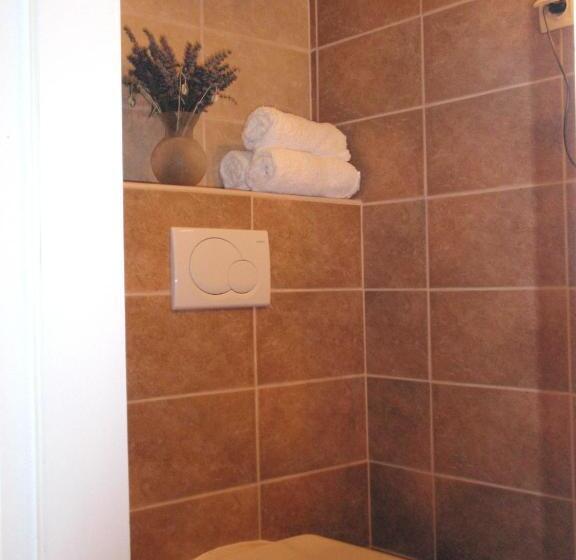 هتل Malena Palace Experience