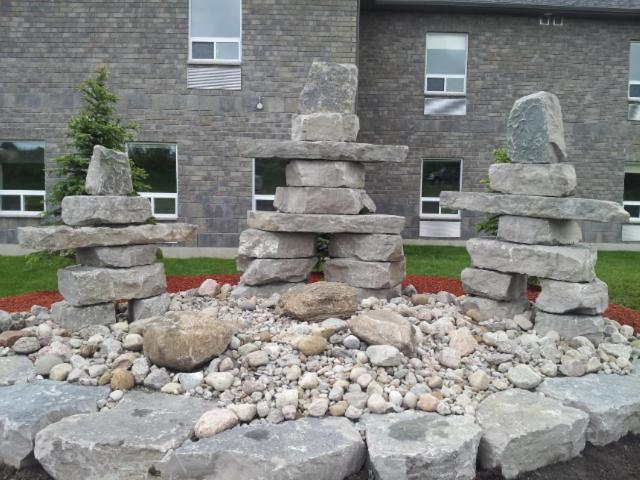 فندق Midland Inn & Suites