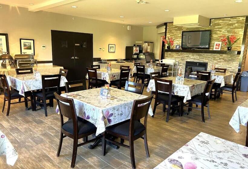 فندق Midland Inn & Suites