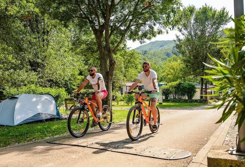 ホテル Mobile Homes