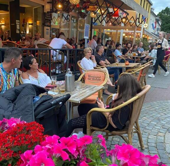 هتل Montagna Delmondo