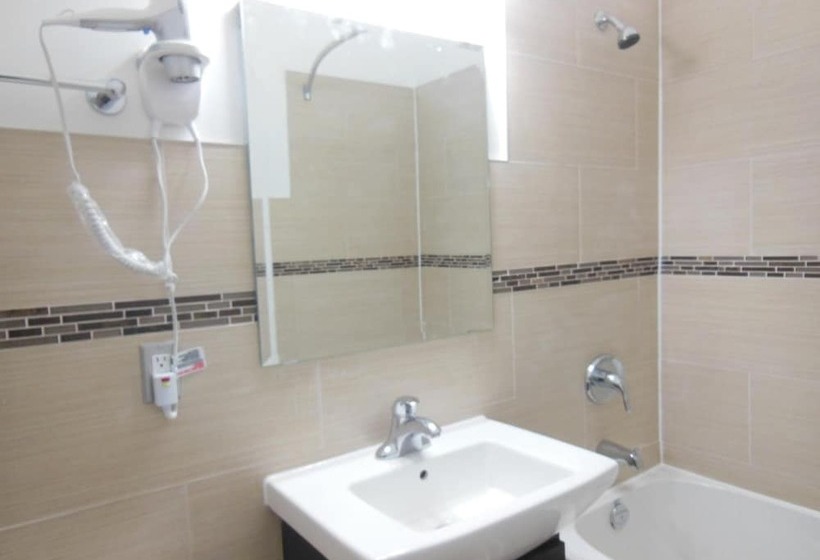 Nu Hotel Toronto Airport