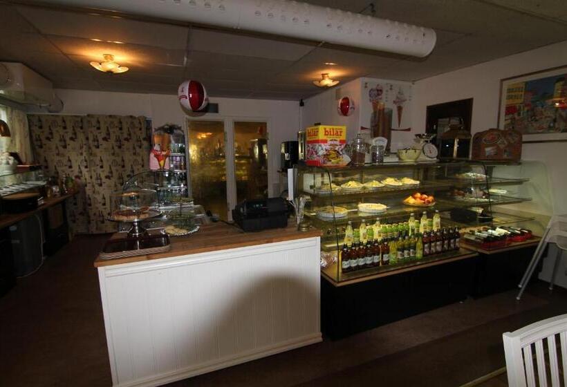 ホテル Pensionat Frillesberg