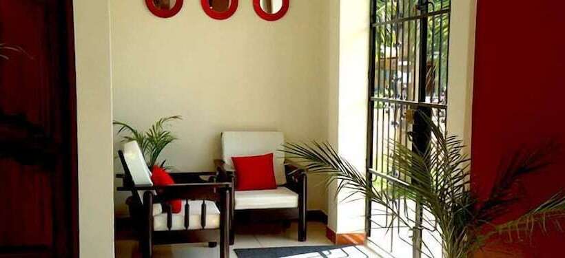 هتل Pirwa Maldonado Hostel