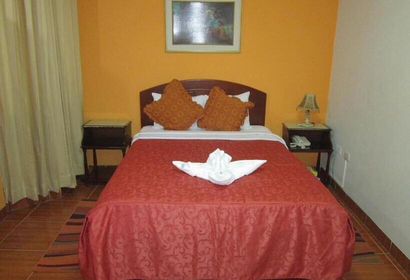 Отель Plaza Trujillo