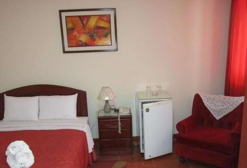 Отель Plaza Trujillo